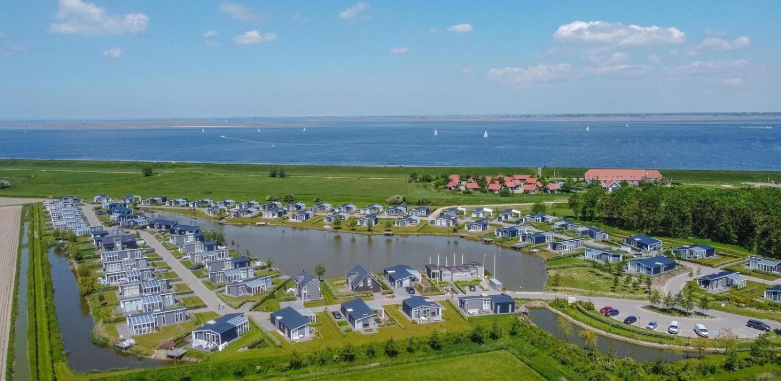 Vakantiehuis Vakantiehuis Waterresort Oosterschelde - Huisnr. 56 Wemeldinge